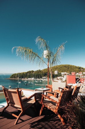Seasonal outdoor pool - Saint Nicolas (Himarë)