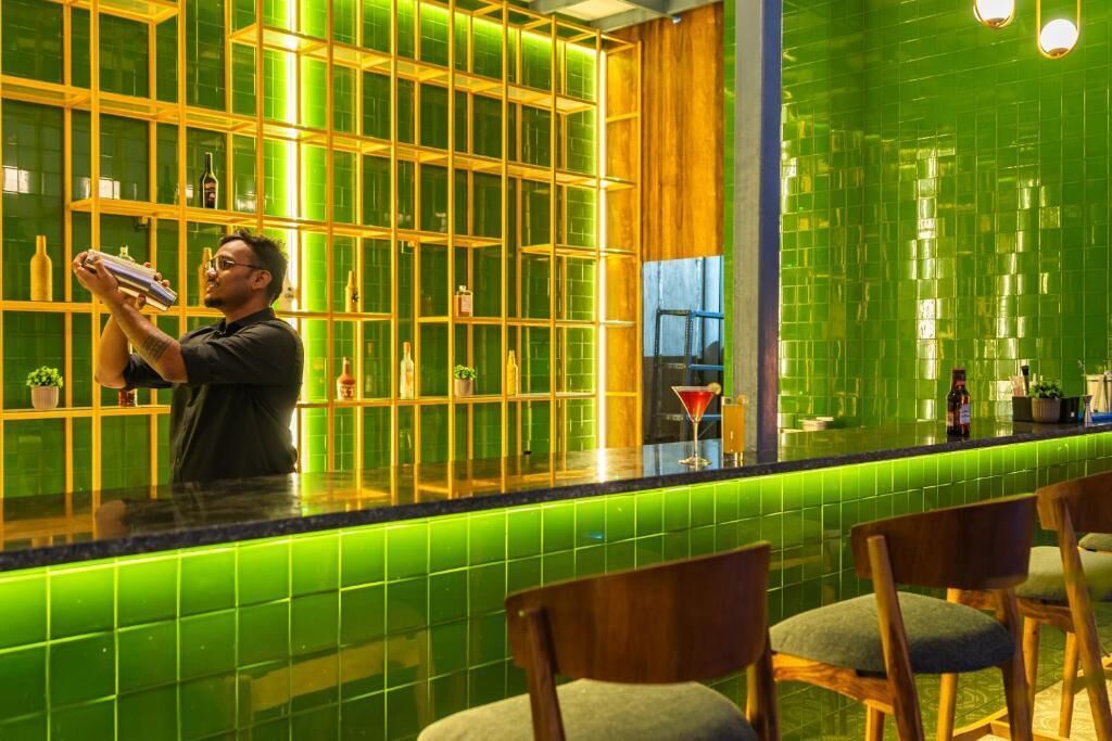 Bar junto a la piscina