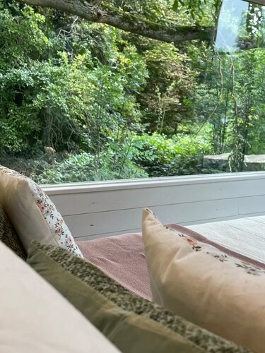 The Manoir 1900 cottage