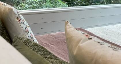 The Manoir 1900 cottage