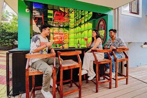Poolside bar - The Hosteller Goa, Anjuna (Arpora)