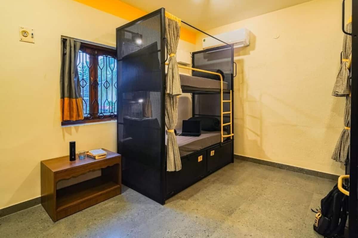 Bed in 4 Bed Female Dormitory | Bed sheets