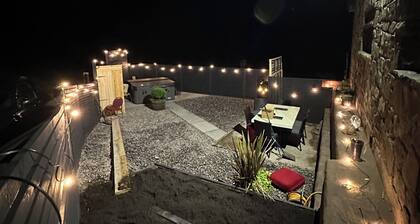 Converted Barn bike park wales, Pen-y-Fa, Brecon, waterfalls, pet friendly