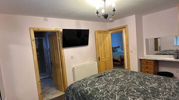 3 間睡房、Wi-Fi、床單