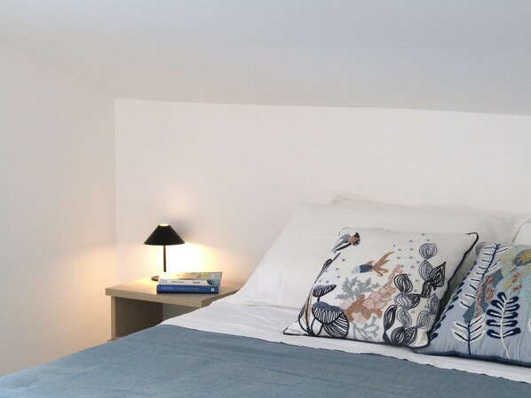 2 bedrooms, iron/ironing board, travel crib, free WiFi