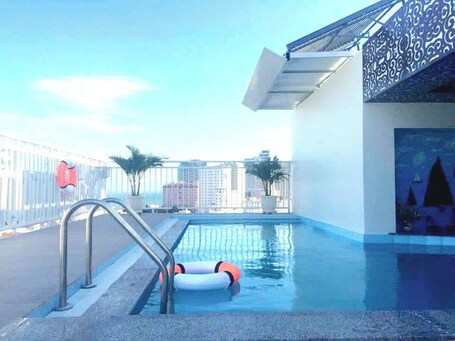 Piscina en la azotea