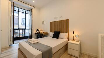 1 bedroom, in-room safe, iron/ironing board, free WiFi