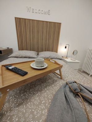 1 slaapkamer, een kluis op de kamer, een strijkplank/strijkijzer