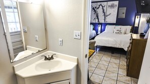 4 bedrooms, free WiFi