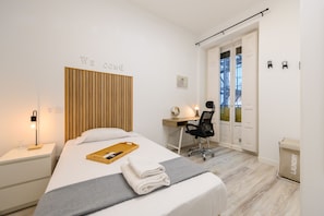 1 dormitorio, caja fuerte, tabla de planchar con plancha y wifi gratis