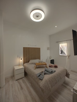 1 bedroom, in-room safe, iron/ironing board, free WiFi