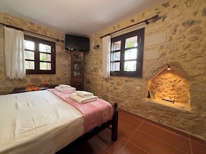 Suite, Pool View - Electra Stone Suite (Roumeli)