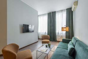 TV - Bazzi - App. 04 | 60 sqm well organized, comfortable to live in (Milan)