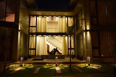 Contemporary 2-bedroom villa in Muthorai Palada.