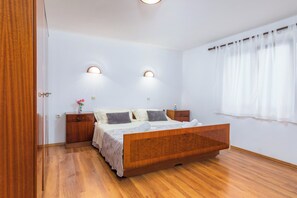 1 bedroom, iron/ironing board, travel crib, free WiFi