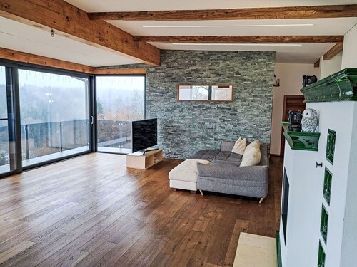 Wunderbares  Ferienhaus für 7 Personen mit  W-LAN, TV und Terrasse