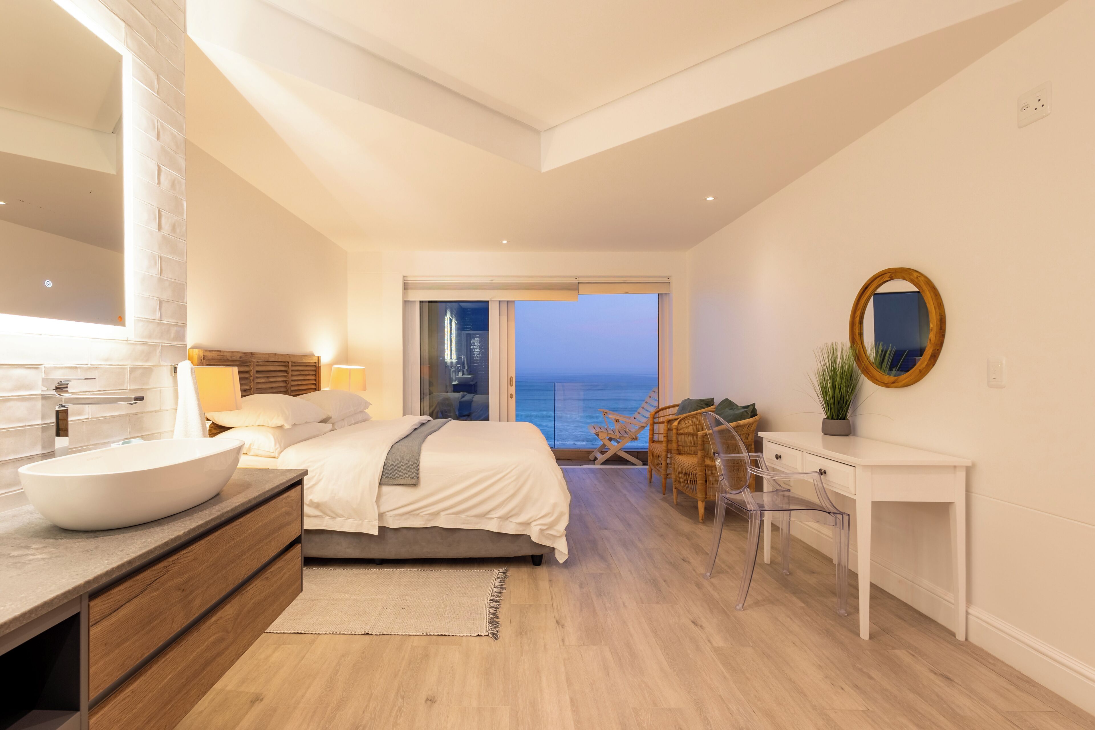 7 chambres, bureau, fer et planche à repasser, Wi-Fi gratuit