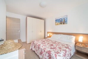 2 bedrooms, Internet, bed sheets