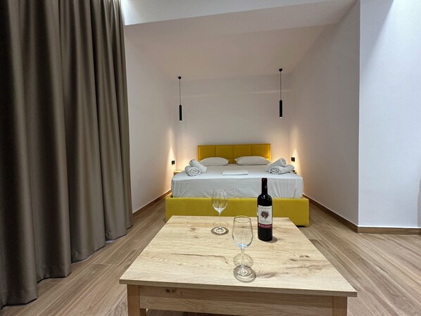 Deluxe Single Room, Mountain View