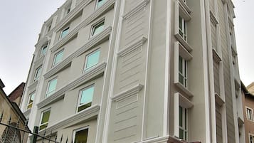 Ngoại thất