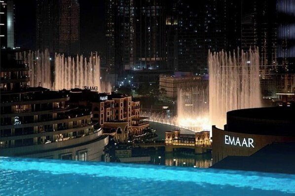 Pool - Address Fountain Views Residence (Dubai)
