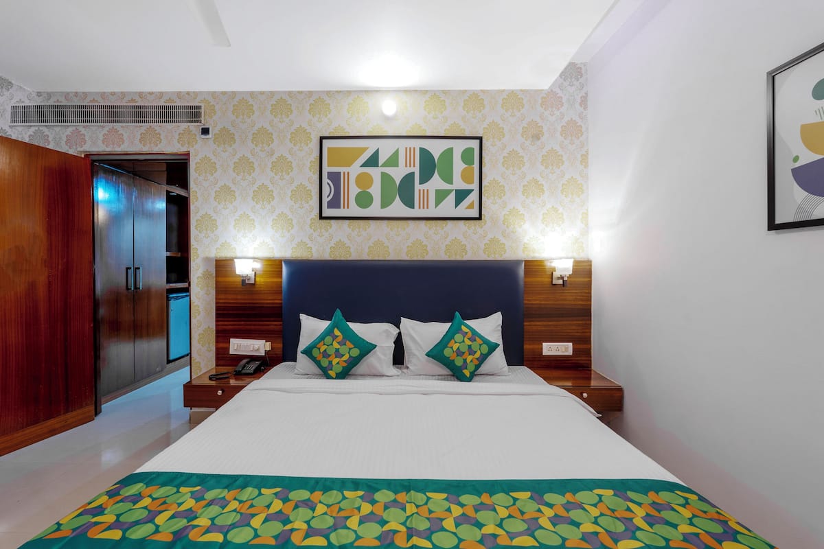 Premium Double Room | Iron/ironing board