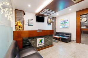 Reception - Treebo Seasons - Heritage Town Pondicherry (Puducherry)