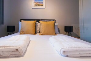 3 bedrooms, desk, iron/ironing board, free WiFi - Coastal Home away from home by ADLIV (Broadstairs)