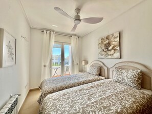 2 soverom, strykejern/-brett, wi-fi (inkludert) og sengetøy