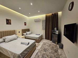 1 bedroom, WiFi, bed sheets
