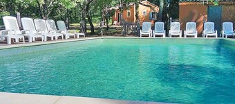 Gîte de Provence avec piscine. Séjournez en pleine nature