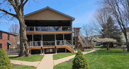 Shoreline Estates - Entire Home