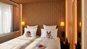 Family Room, 1 Double Bed with Sofa bed (XXL MAMA) | Down comforters, pillowtop beds, minibar, in-room safe