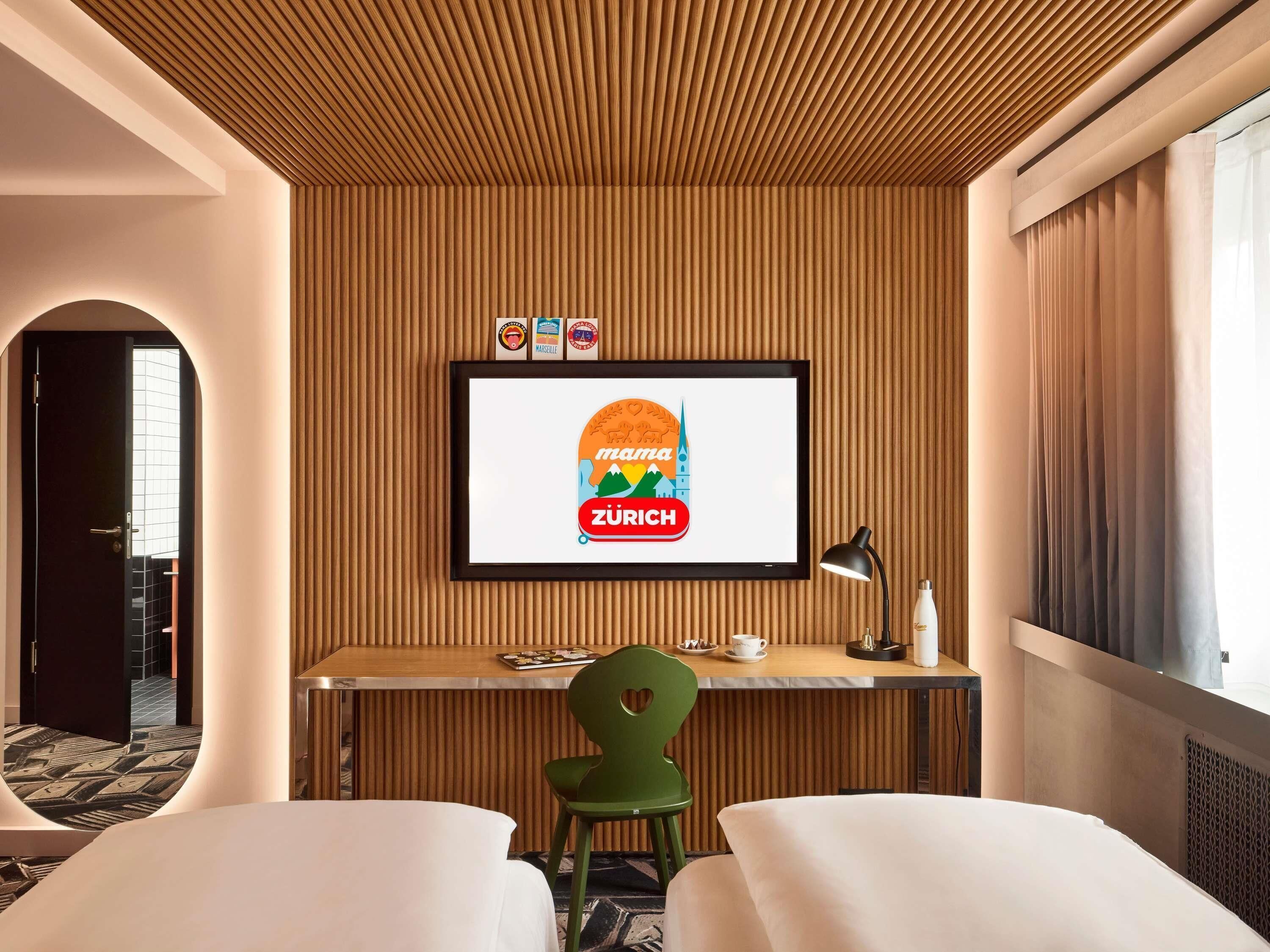 Down comforters, pillowtop beds, minibar, in-room safe