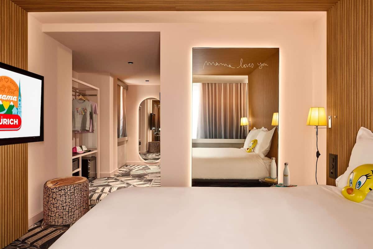 Couette en duvet d'oie, surmatelas, minibar