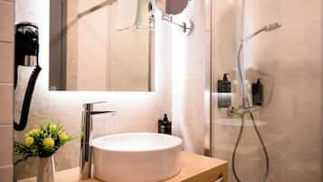 Privilege, Room, 1 King Bed | Bathroom | Shower, hair dryer, bathrobes, slippers