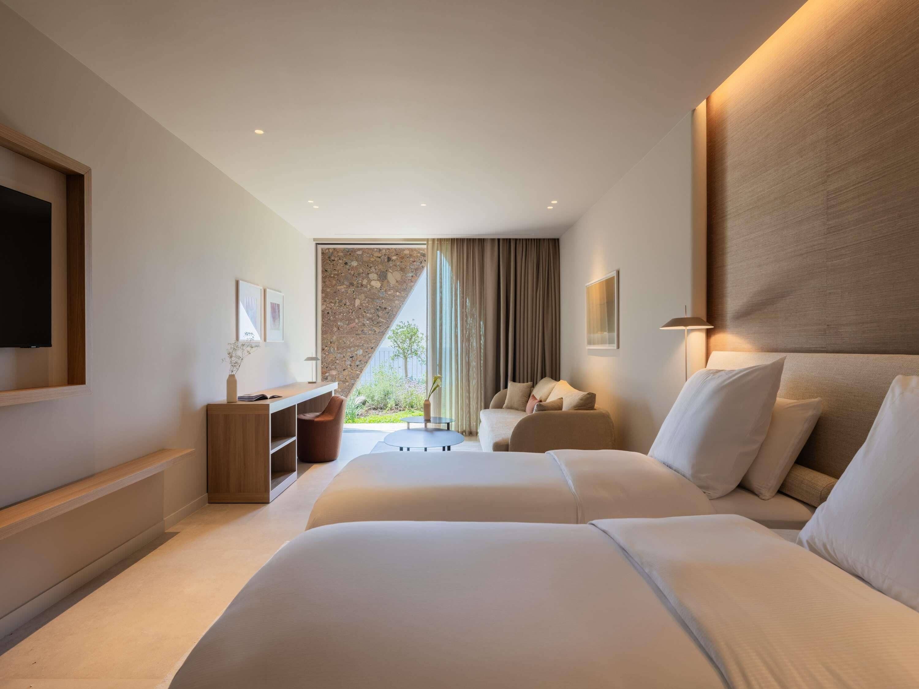 Deluxe Room, Multiple Beds | Premium bedding, in-room safe, free WiFi, bed sheets