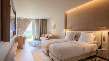 Deluxe Room, Multiple Beds | Premium bedding, in-room safe, free WiFi, bed sheets