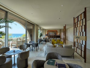 3 bars/lounges, poolside bar, beach bar - Green Coast Hotel Mgallery Collection (Himare)