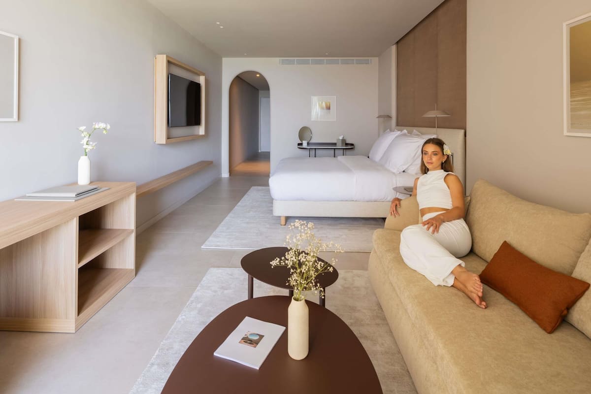 1 bedroom, premium bedding, in-room safe, free WiFi