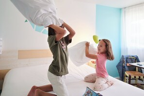 Cortinas opacas y sistema de insonorización