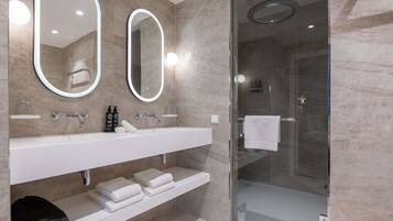 Suite Executive, 1 letto queen | Doccia