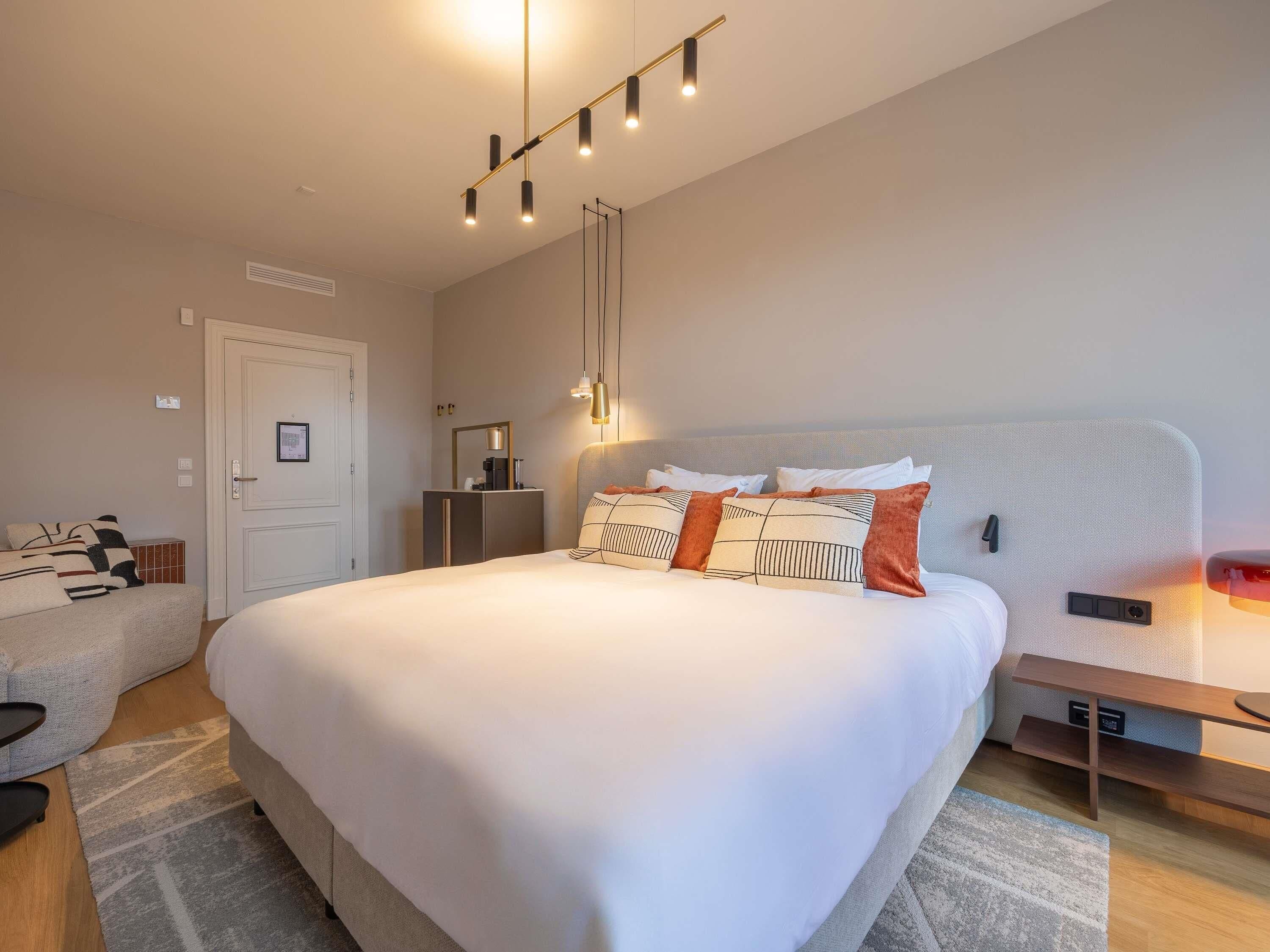Premium bedding, minibar, in-room safe, individually decorated