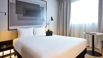 Habitació estàndard, 1 llit doble | Escriptori, espai de treball apte per a portàtils i cortines opaques