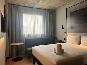 Standard Double Room, 1 Double Bed with Sofa bed - ibis Madrid Norte Las Tablas (Madrid)