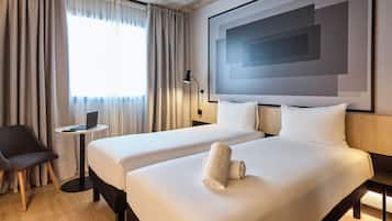 Standard Room, 2 Single Beds | Desk, blackout curtains, soundproofing, iron/ironing board