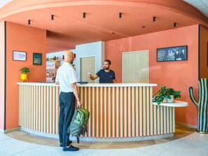 Exterior - Ibis Styles Marseille Palais Des Congrès Vélodrome (Marseille)