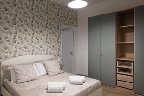 2 soverom, strykejern/-brett, wi-fi og sengetøy