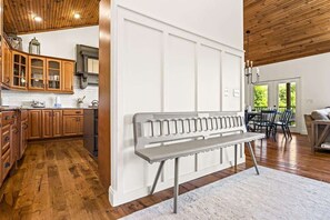 Interior - Incredible, 5-Bedroom Farmhouse with Amazing Views (Sevierville)