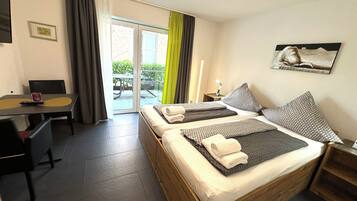 Espacio para trabajar con un portátil y wifi gratis